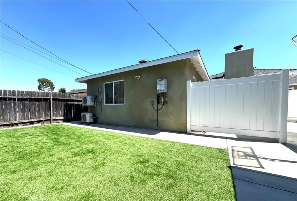 1531 E Larkwood Property Photo 13