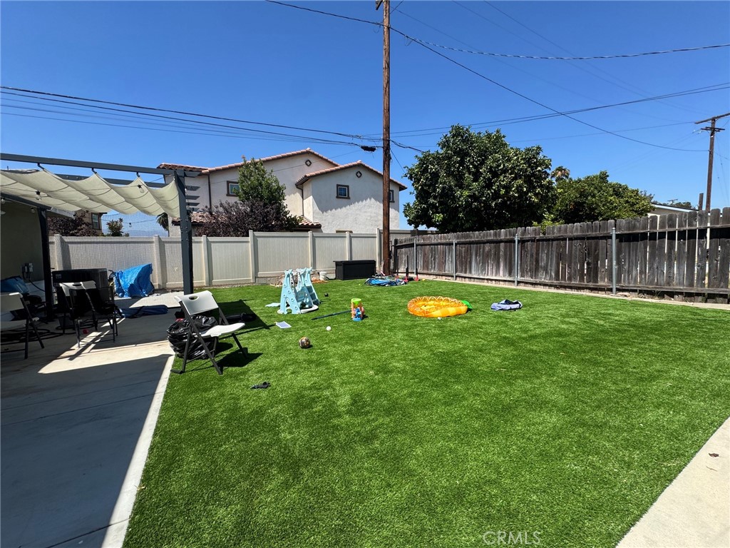 1531 E Larkwood Property Photo 33