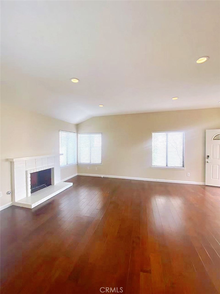 2980 Hyde Park Circle Property Photo 3