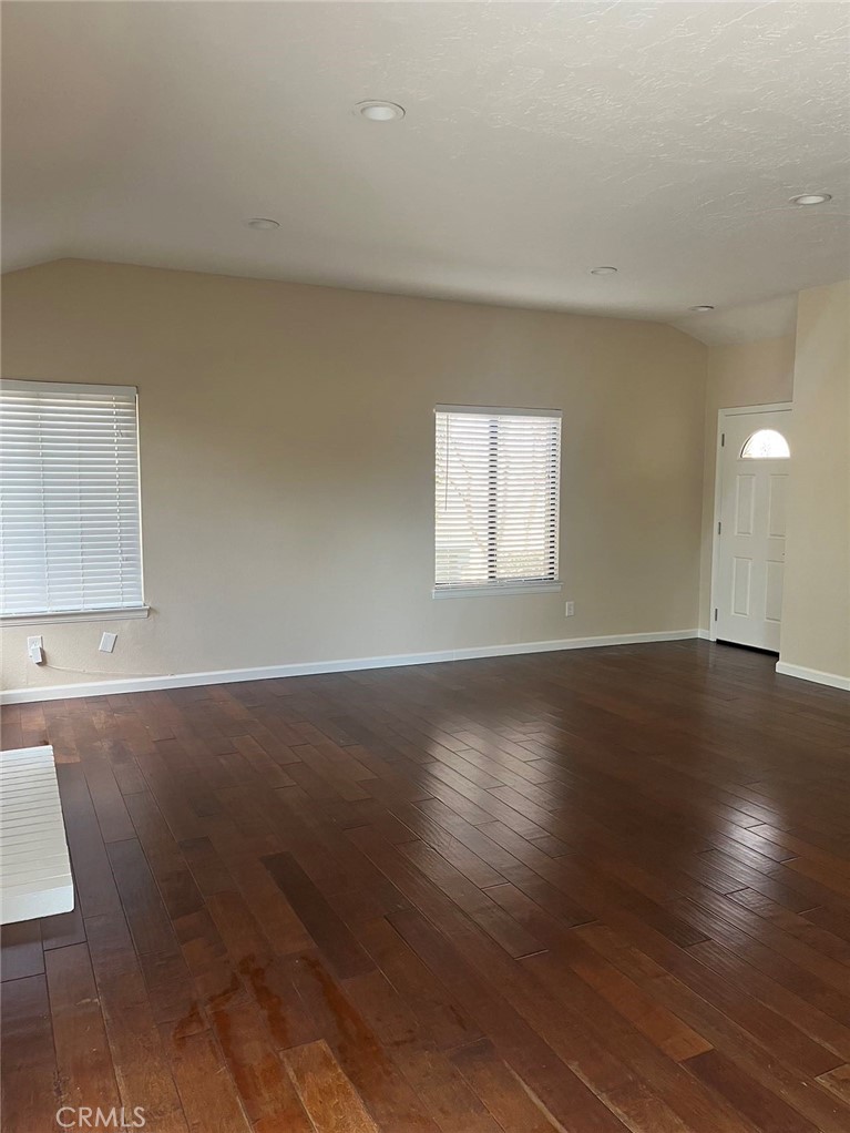 2980 Hyde Park Circle Property Photo 10