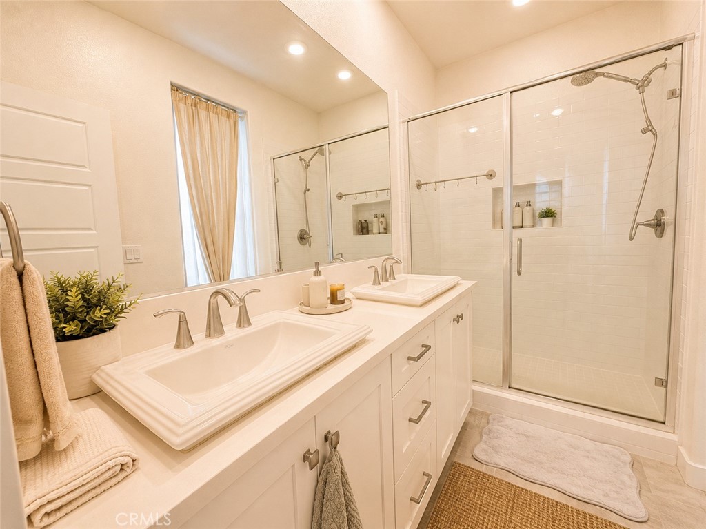 2622 Glamis Court Property Photo 5