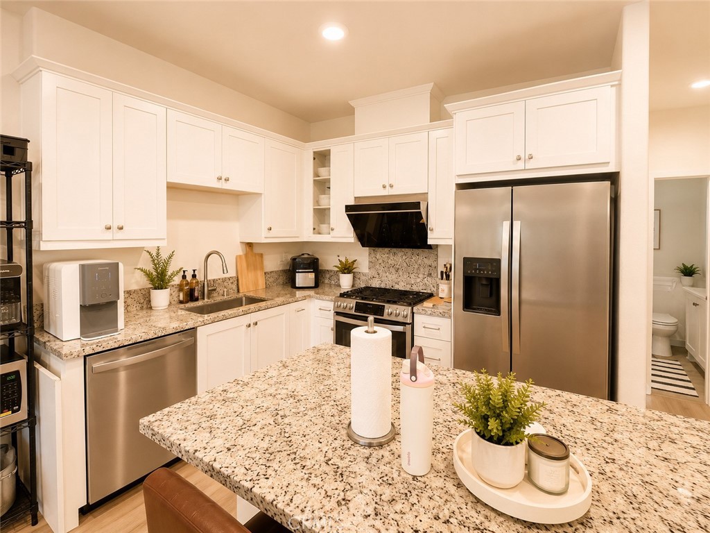 2622 Glamis Court Property Photo 7