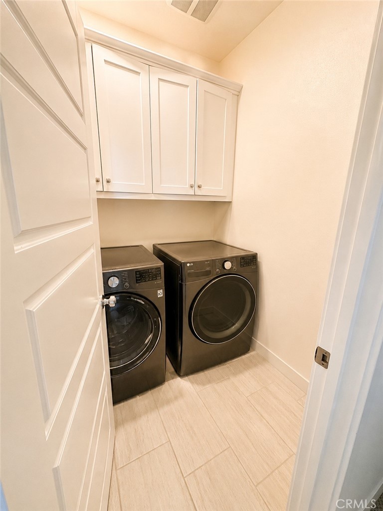 2622 Glamis Court Property Photo 8