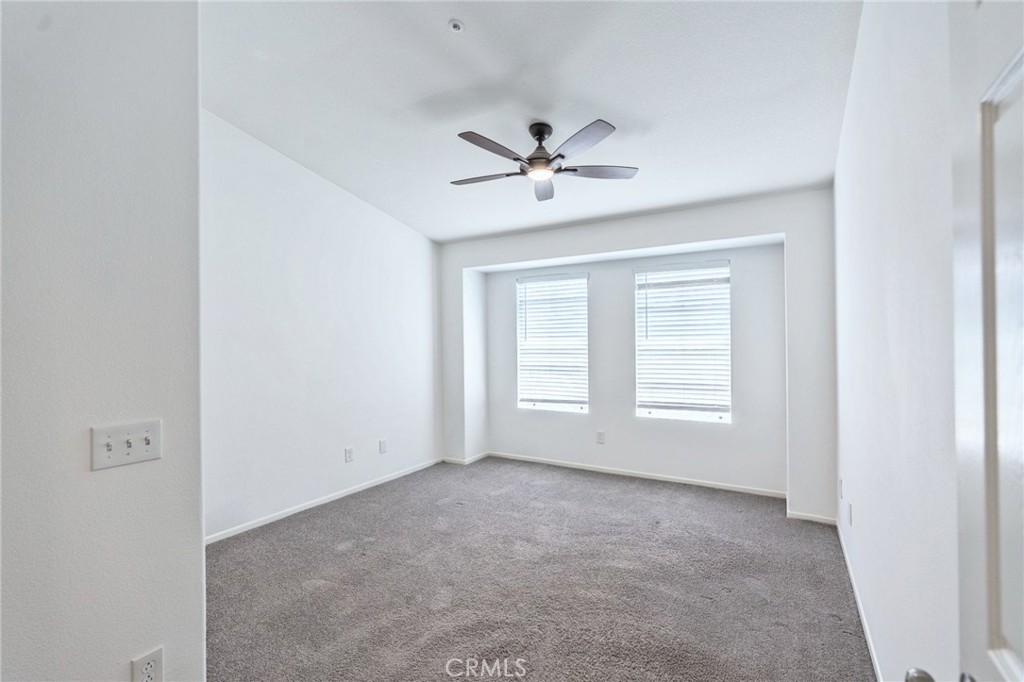 6 Harvest Point Property Photo 17