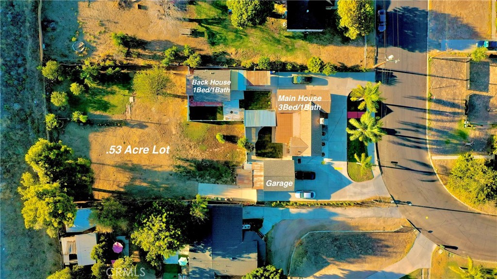 487 Jackson Property Photo 3