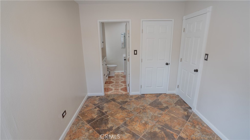 487 Jackson Property Photo 26