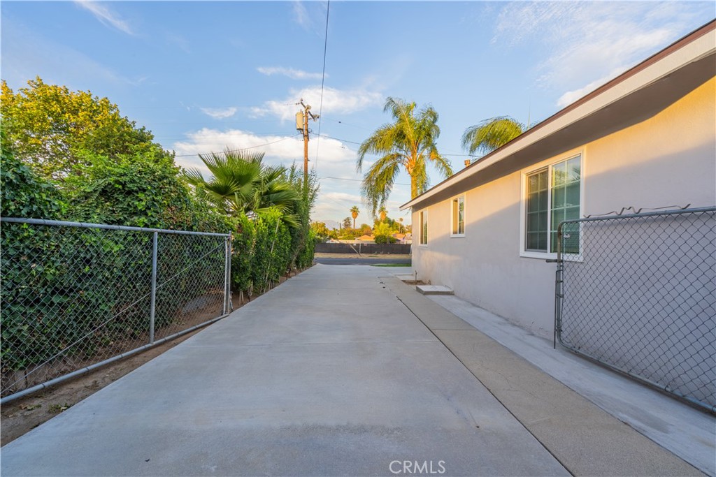 487 Jackson Property Photo 33