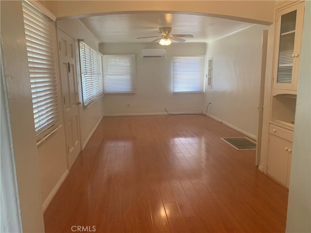 5215 Florinda Avenue Property Photo 6