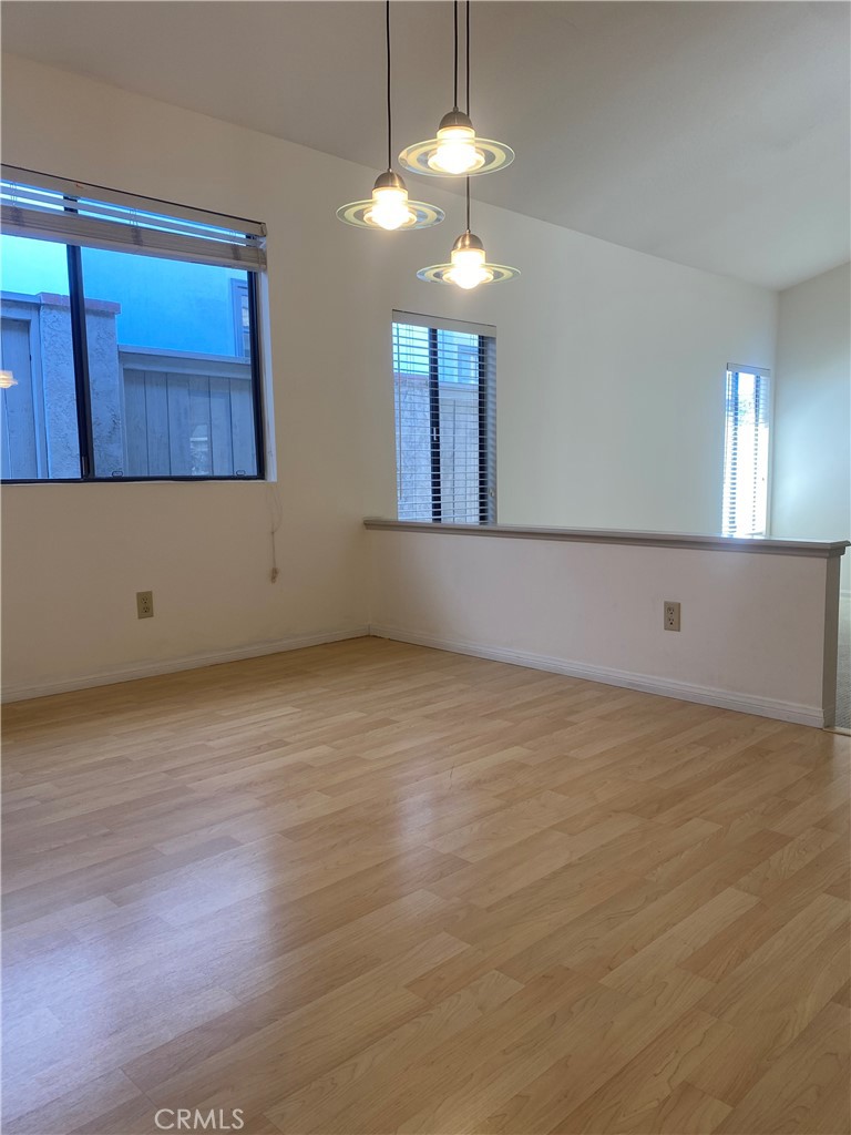 1204 Elm Ave Property Photo 5