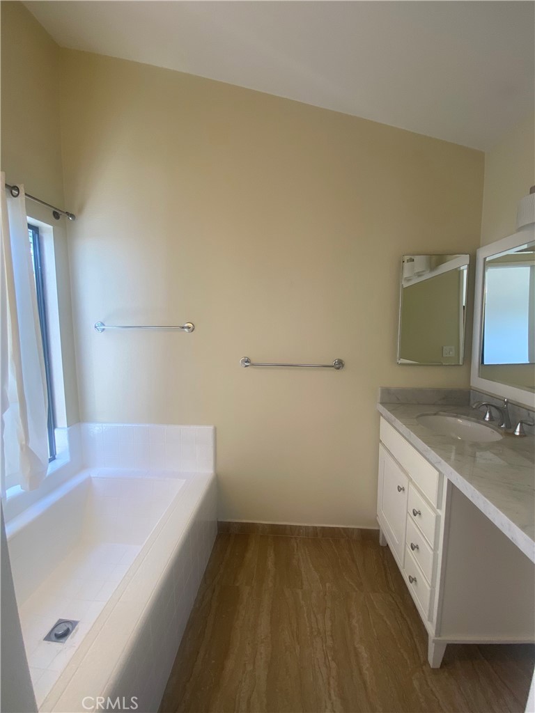 1204 Elm Ave Property Photo 16