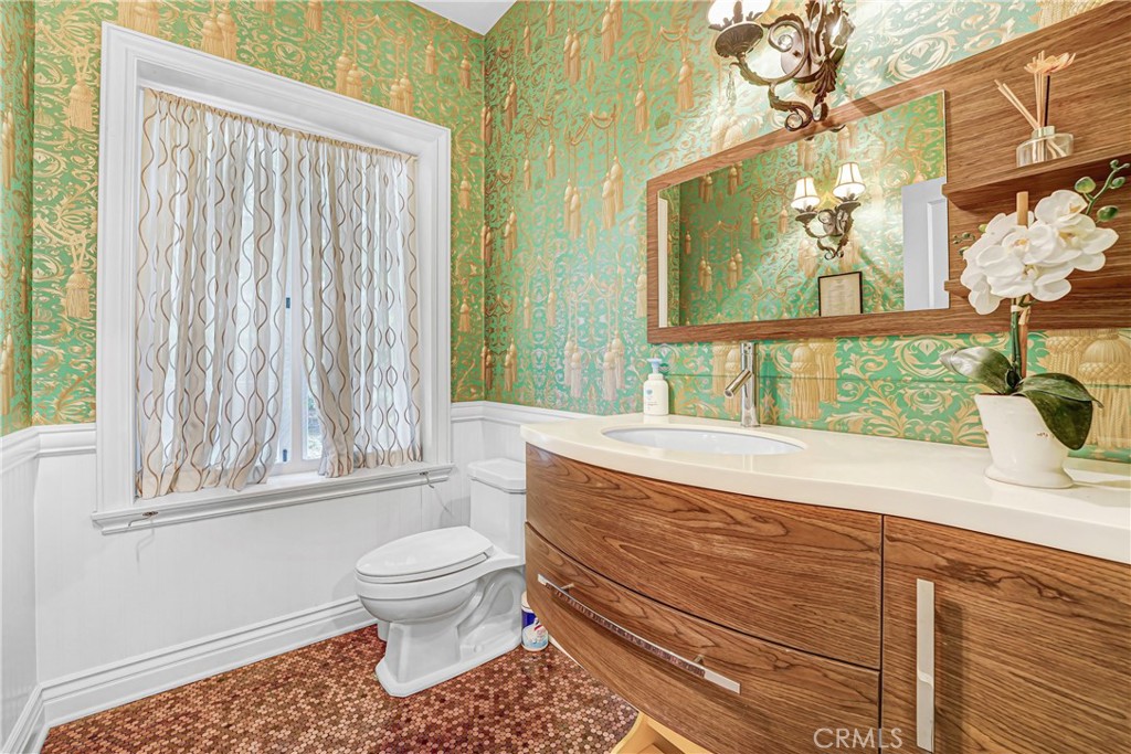 986 Kewen Drive Property Photo 37