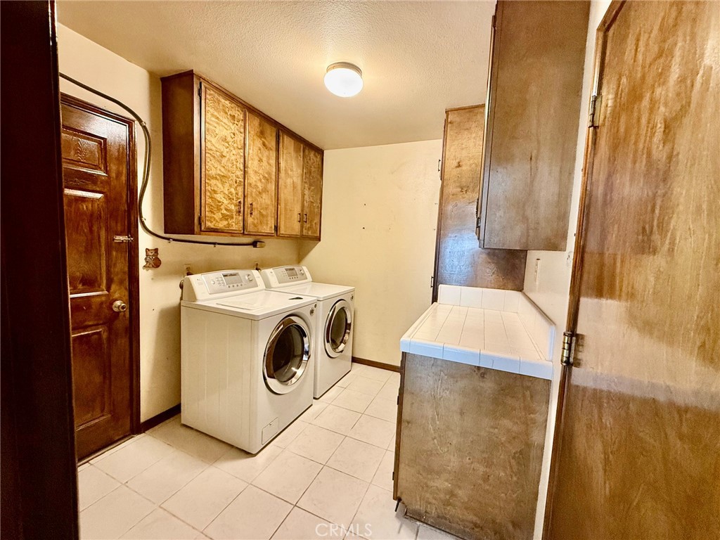 317 E Duarte 4 Property Photo 27