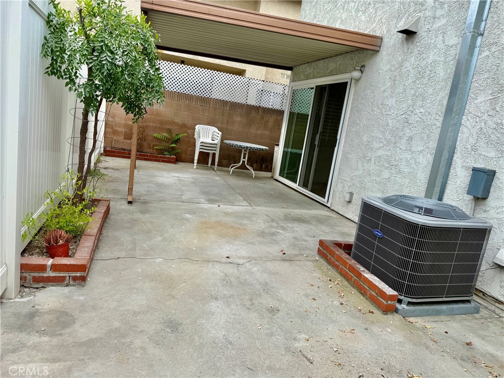 317 E Duarte 4 Property Photo 28