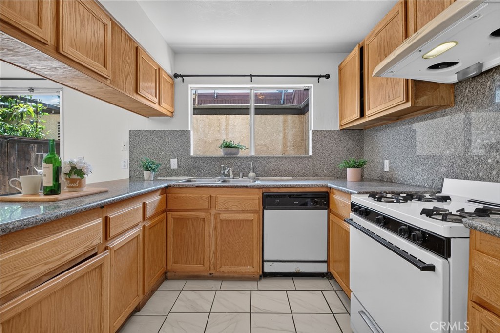 11837 Ferris K Property Photo 7