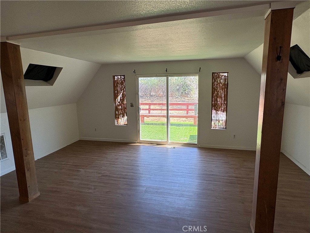16810 Winona Street Property Photo 19