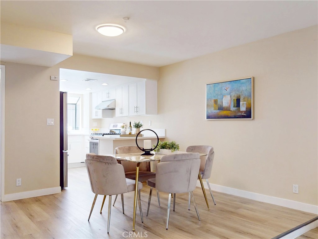 105 S Marguerita Avenue C Property Photo 8