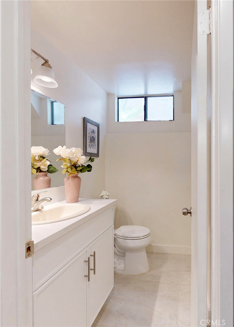 105 S Marguerita Avenue C Property Photo 20