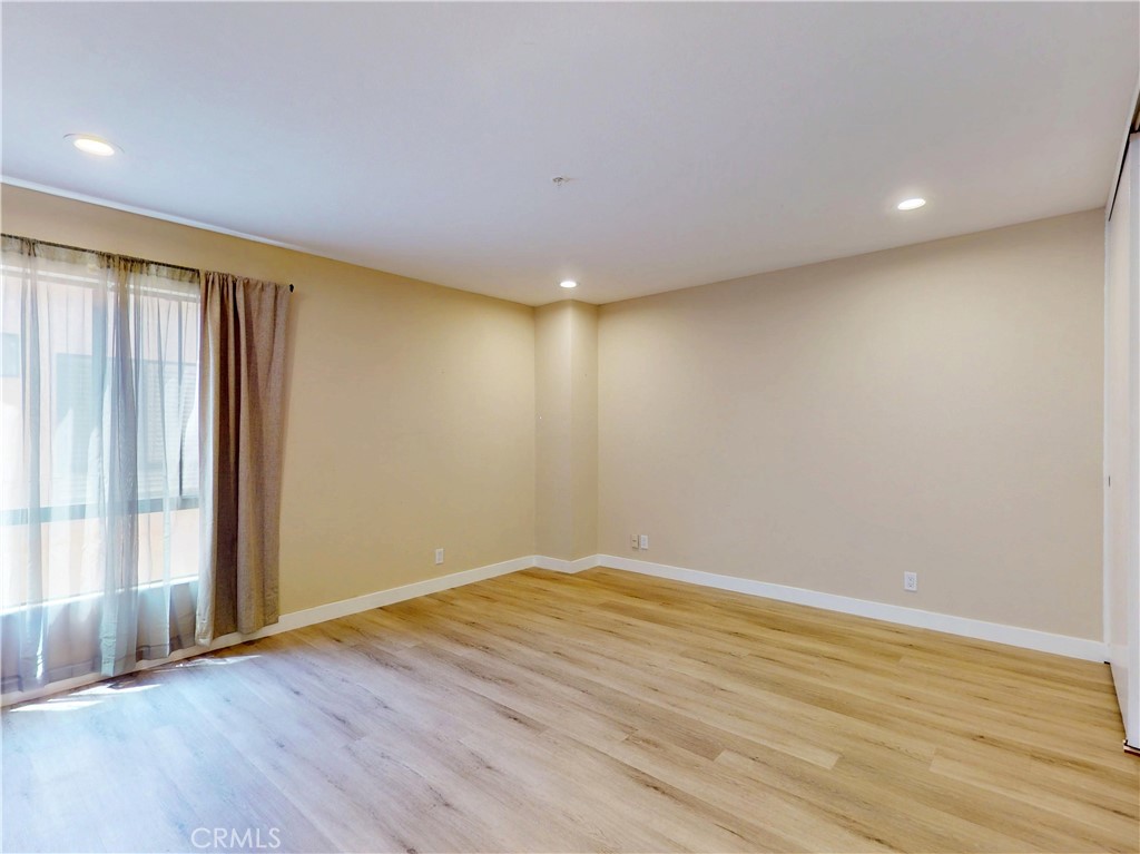 105 S Marguerita Avenue C Property Photo 21