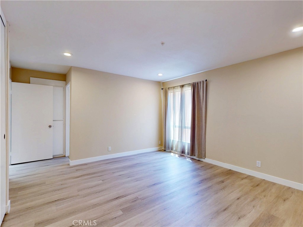 105 S Marguerita Avenue C Property Photo 22