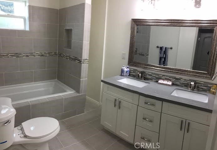 2366 Lyric Property Photo 9