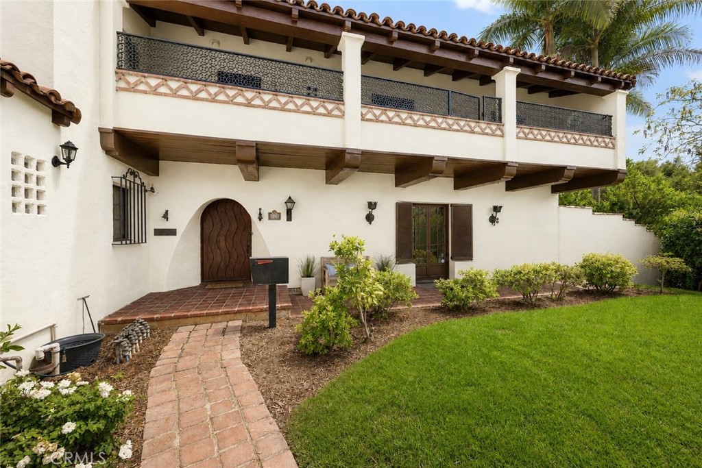 2500 Monterey Property Photo 2