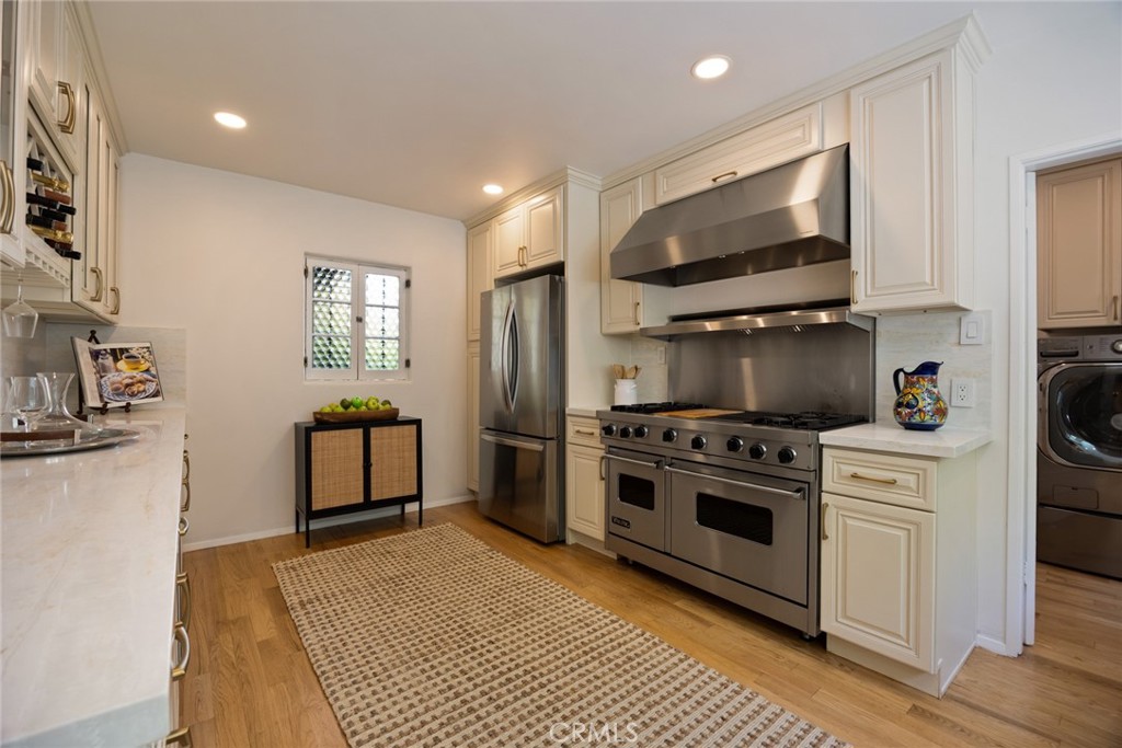 2500 Monterey Property Photo 15