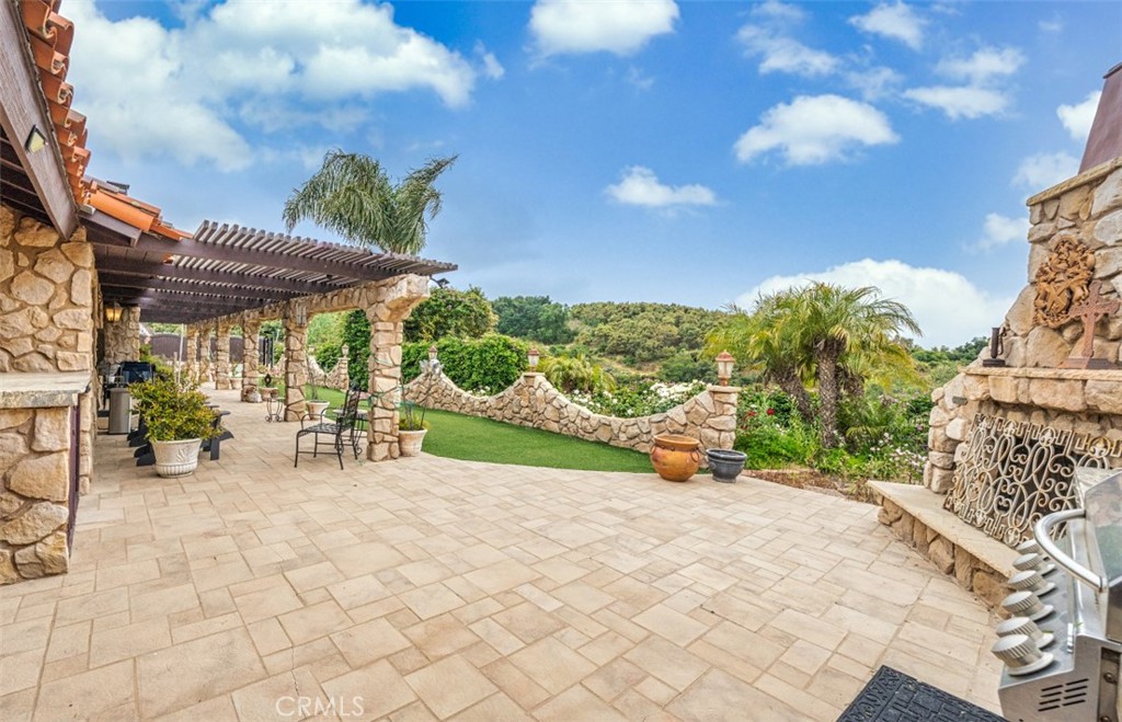 24405 Fuerte Road Property Photo 26