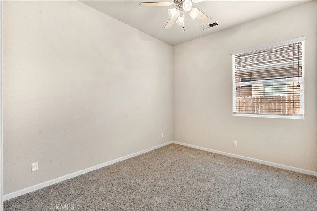 2579 Warner Avenue Property Photo 22