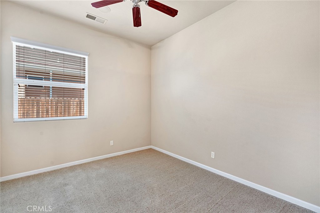 2579 Warner Avenue Property Photo 24