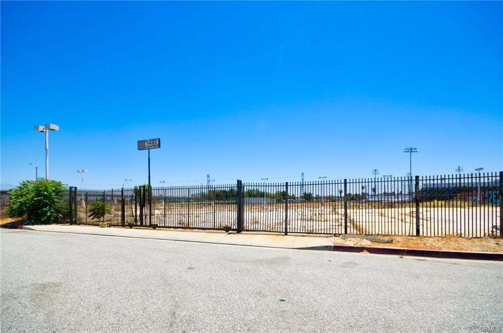 12432 Valley Boulevard Property Photo 7