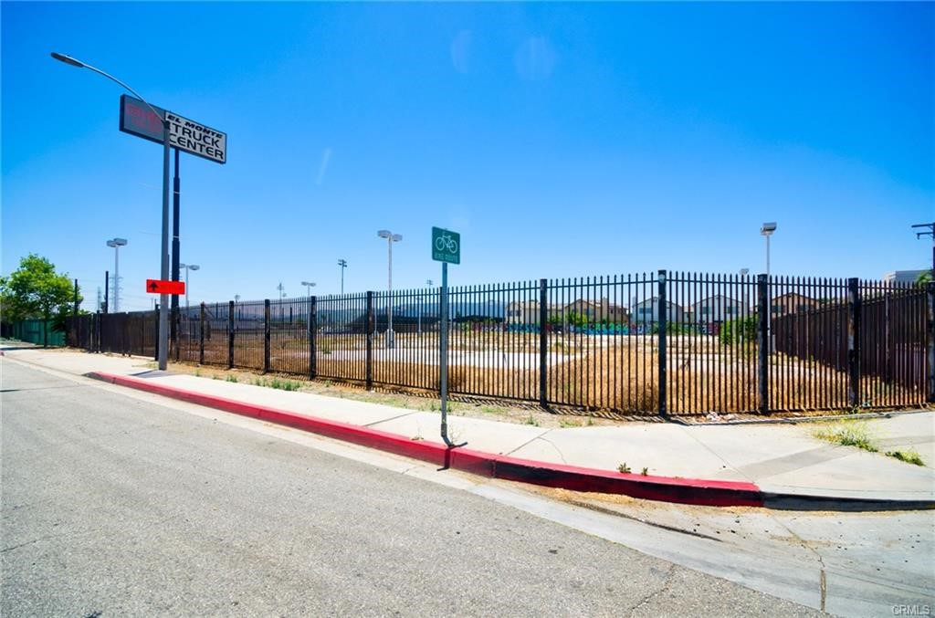 12432 Valley Boulevard Property Photo 10