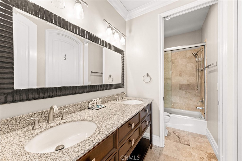 5074 Earl Court Property Photo 33