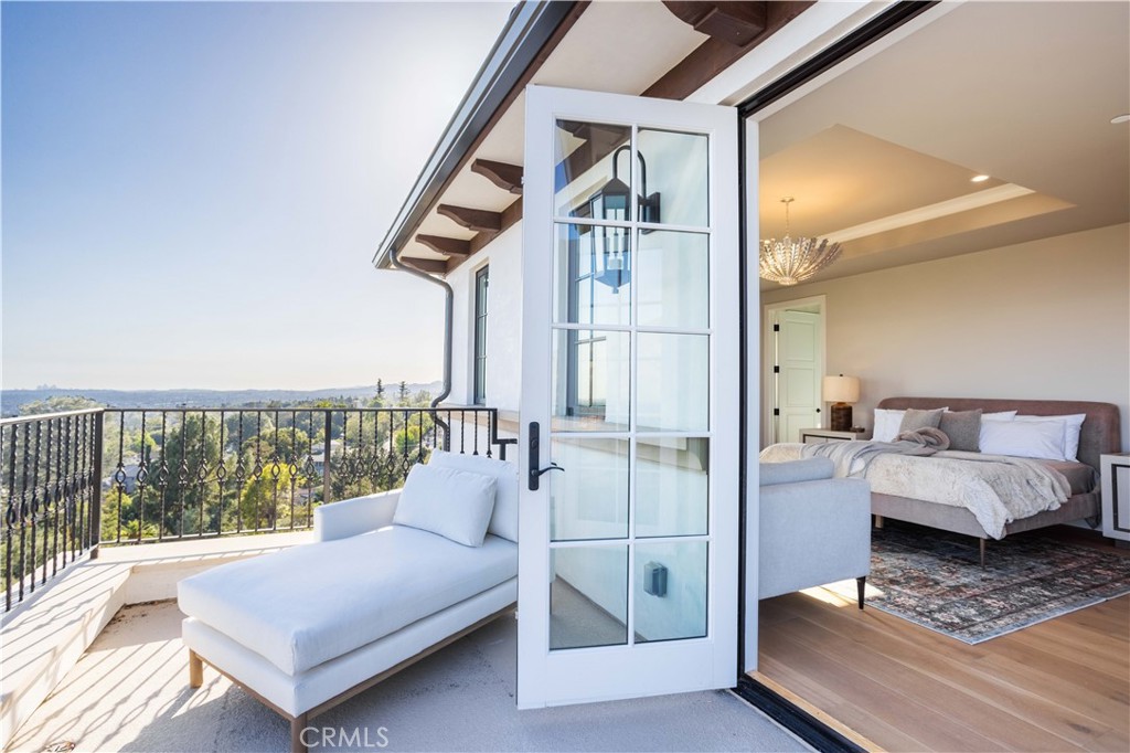 9 Nathaniel Property Photo 33