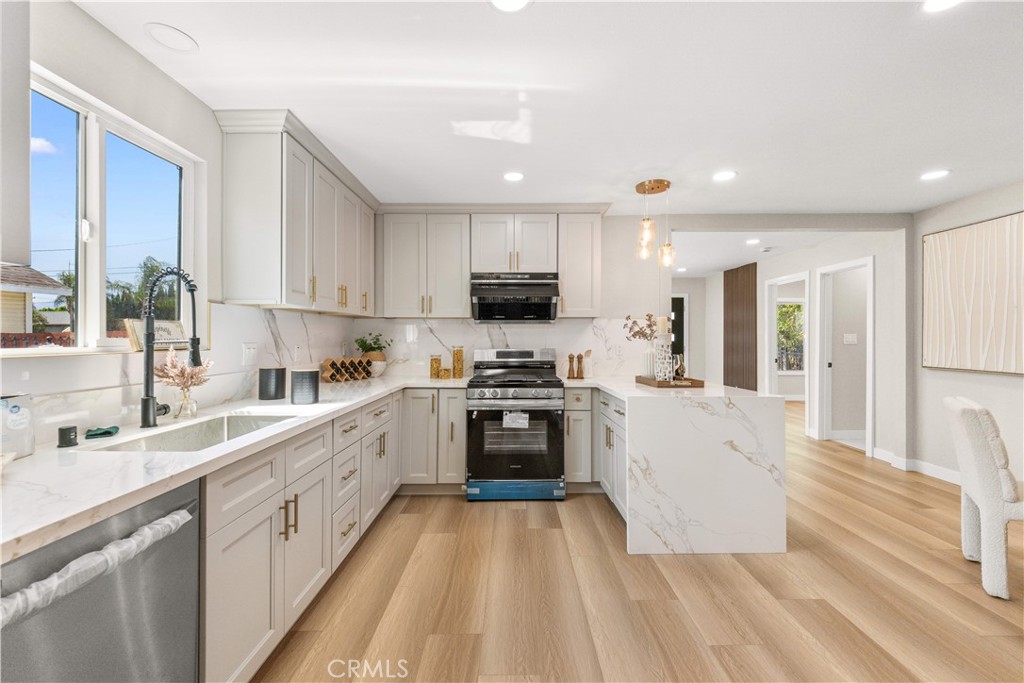 14502 California Property Photo 11