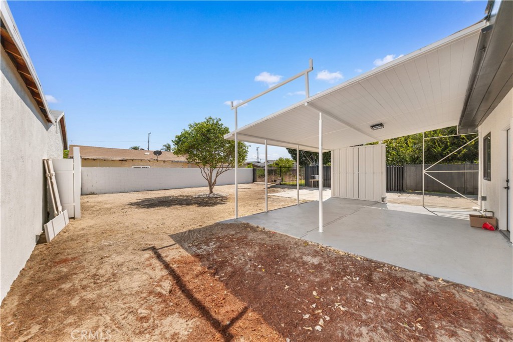 14502 California Property Photo 23