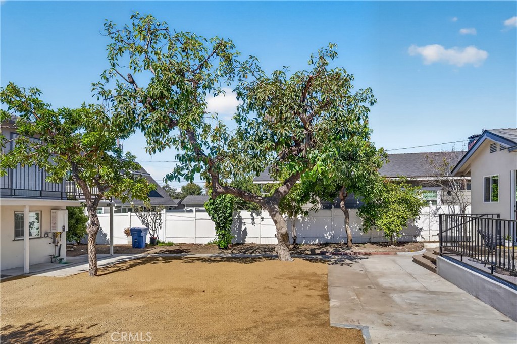 612 614 E Colorado Boulevard Property Photo 18