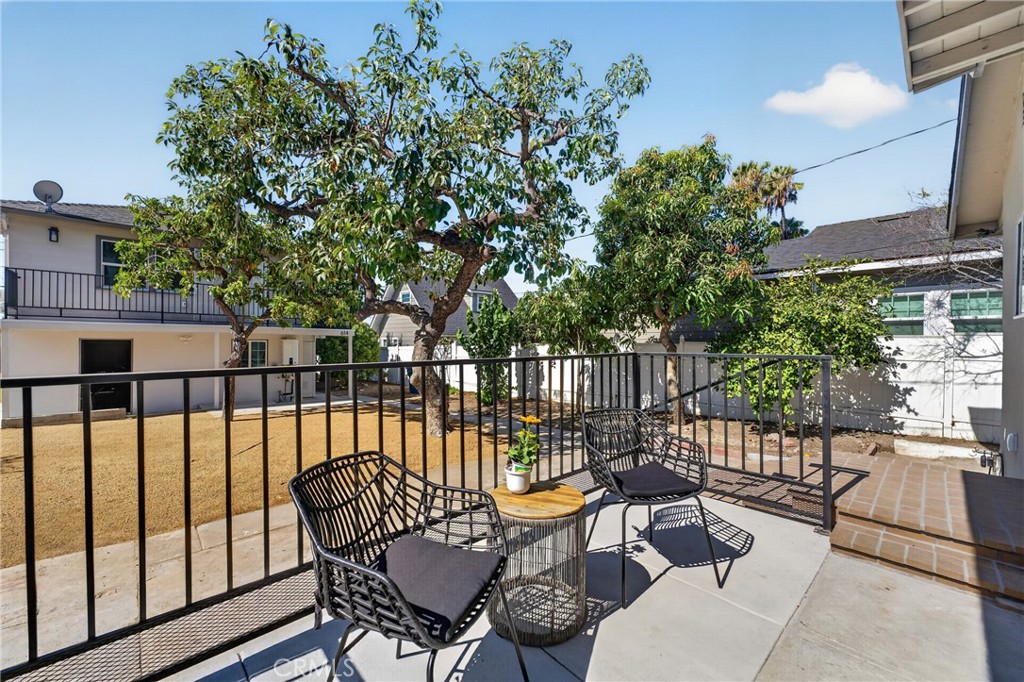 612 614 E Colorado Boulevard Property Photo 24