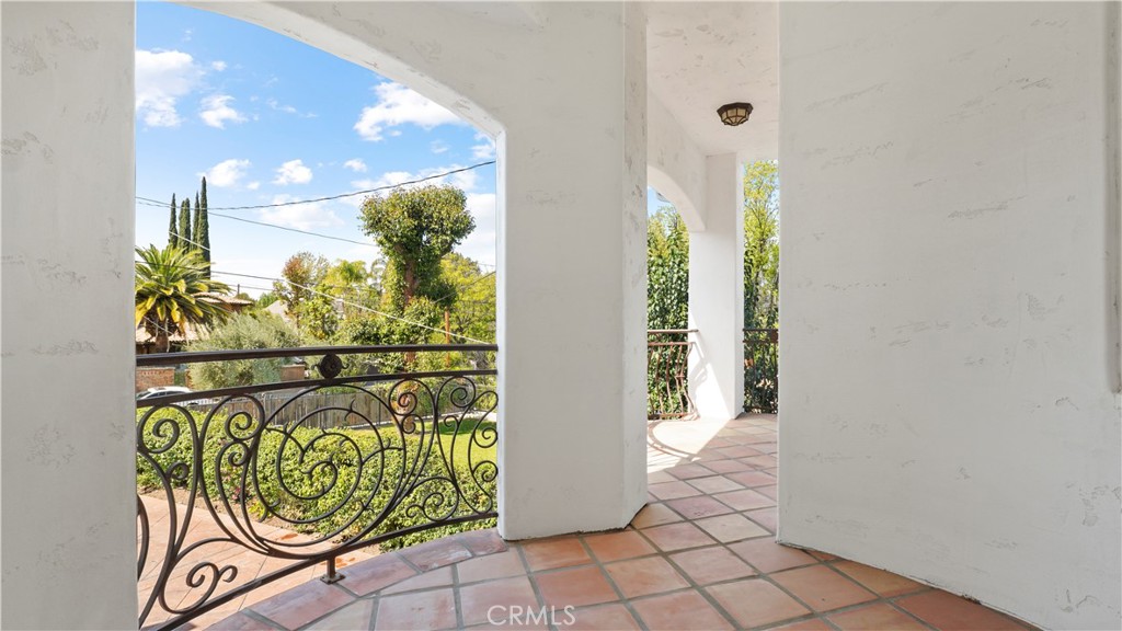 5128 Avenida Hacienda Property Photo 9