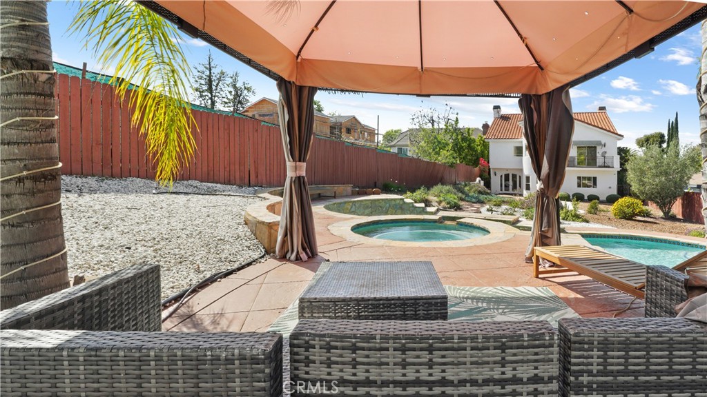 5128 Avenida Hacienda Property Photo 10