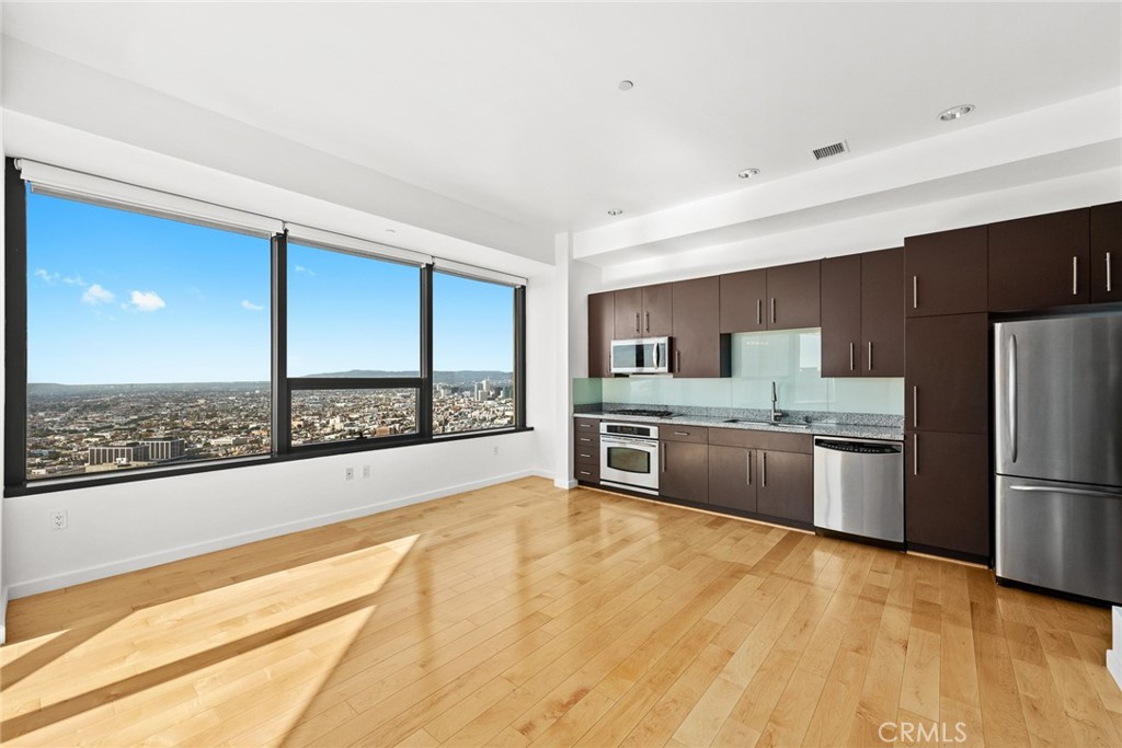 1100 Wilshire Boulevard 3309 Property Photo 8
