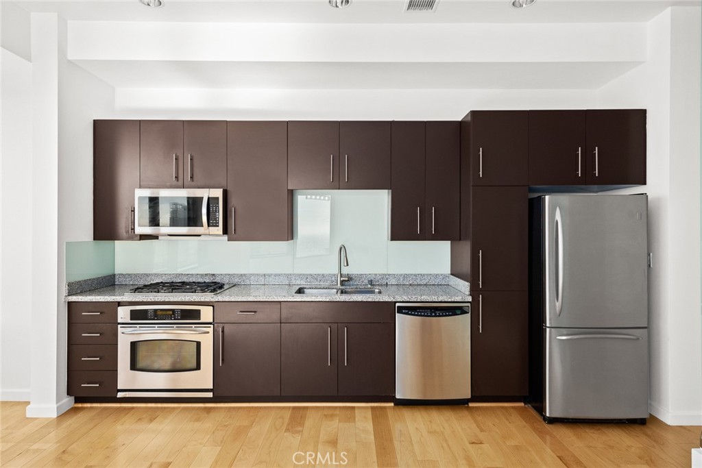 1100 Wilshire Boulevard 3309 Property Photo 15