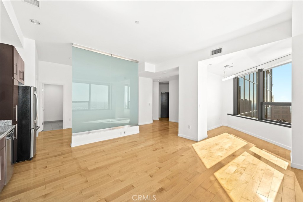 1100 Wilshire Boulevard 3309 Property Photo 17