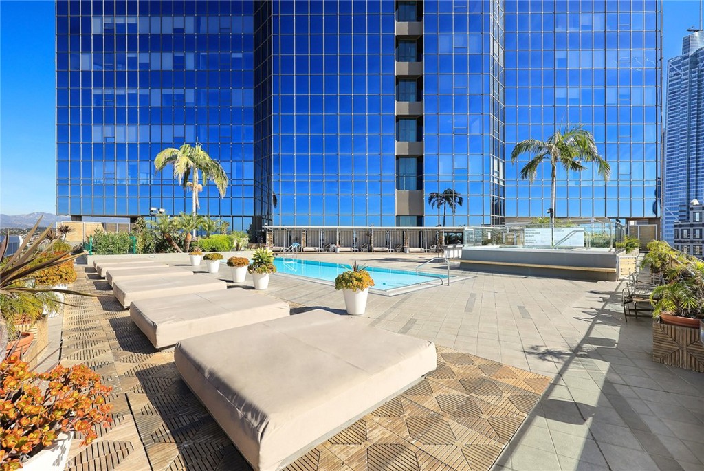 1100 Wilshire Boulevard 3309 Property Photo 23
