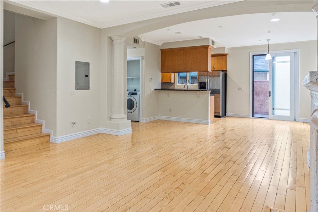 66 N Allen Avenue 3 Property Photo 7