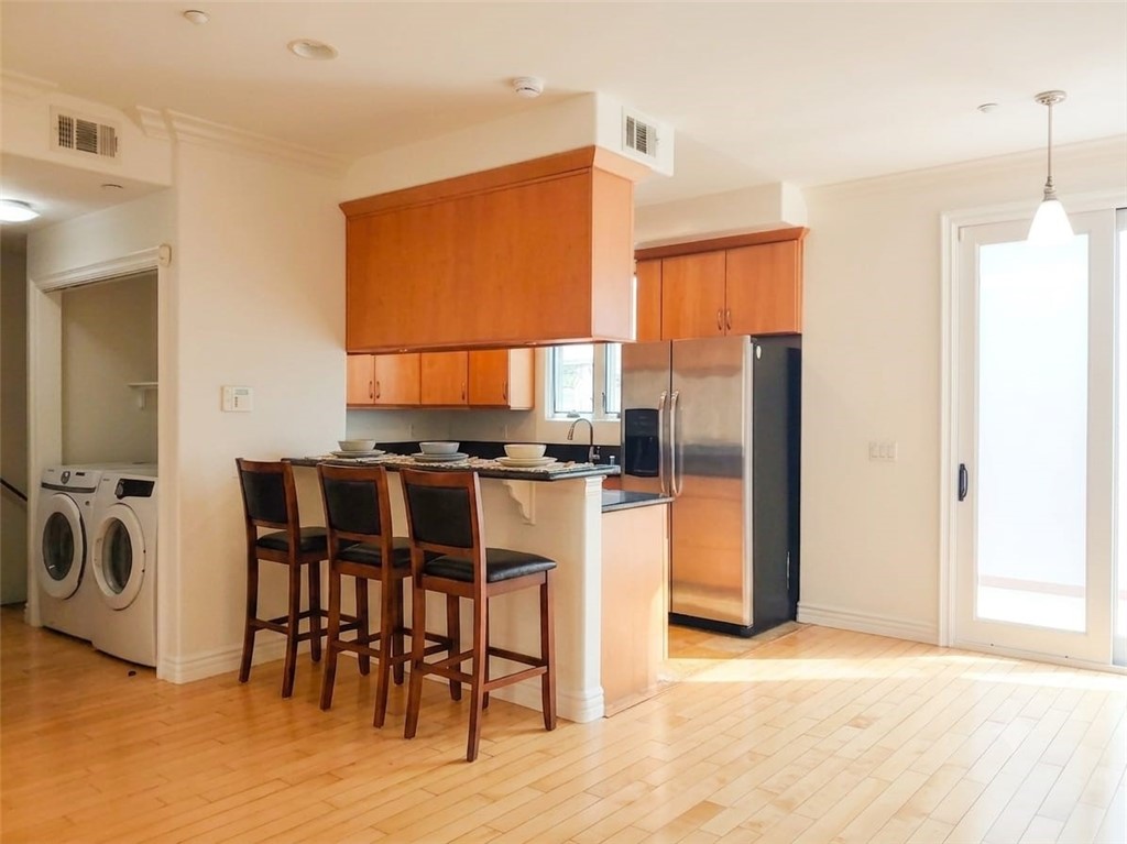 66 N Allen Avenue 3 Property Photo 9