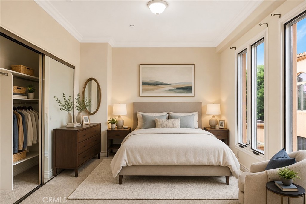 66 N Allen Avenue 3 Property Photo 10