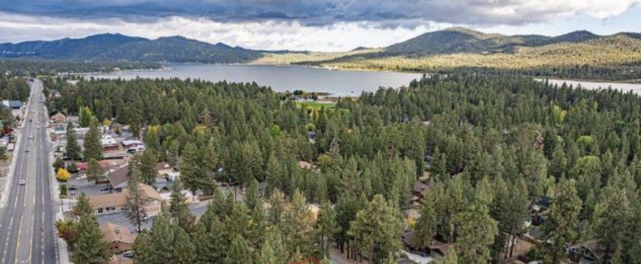0 St Moritz Property Photo 1
