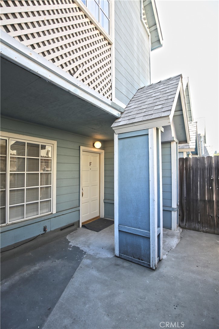 1211 Huntington Drive F Property Photo 3