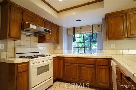 333 Genoa Property Photo 15