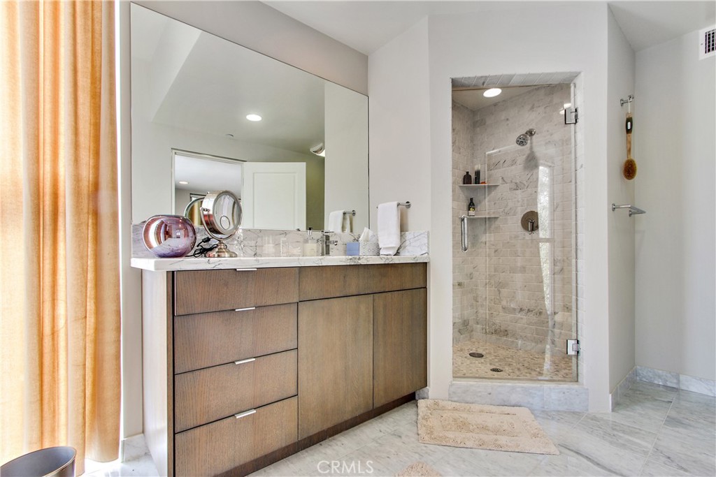 8822 Rangely Avenue Property Photo 17